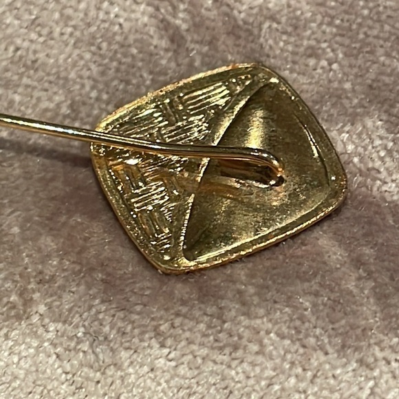 Gold Stick Pin - Picture 4 of 5